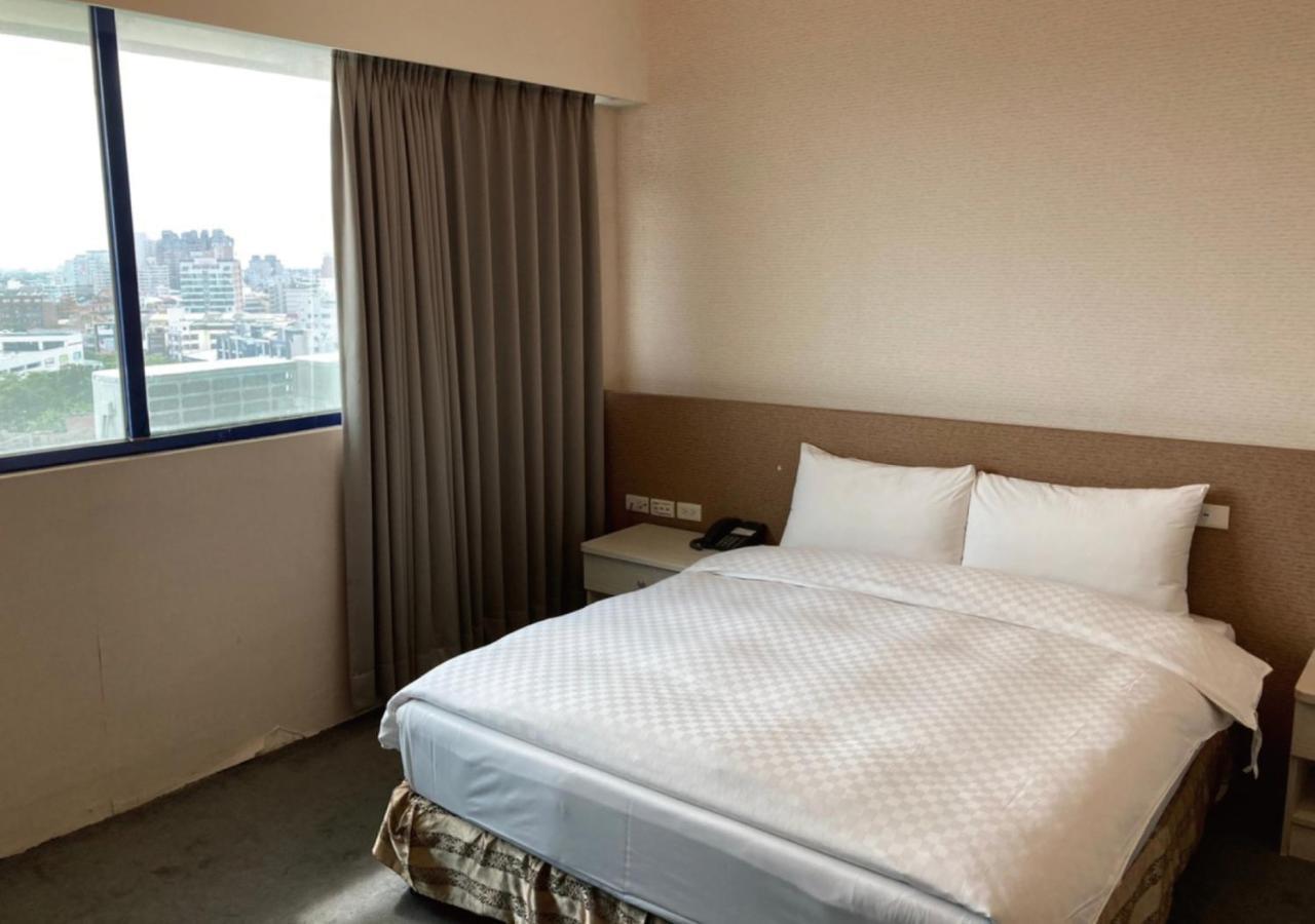 Shun-Yi Business Hotel Jiayi Zewnętrze zdjęcie