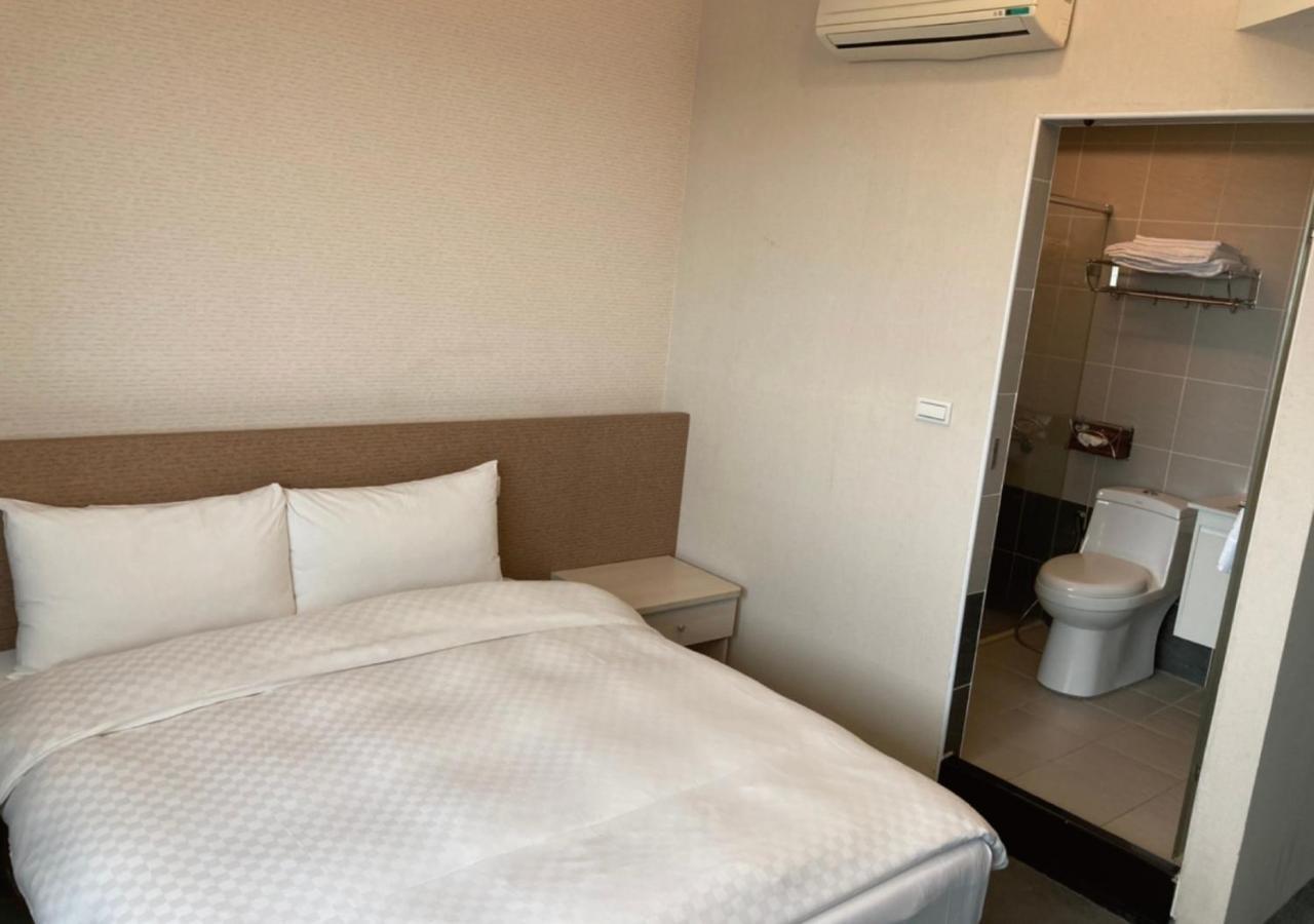 Shun-Yi Business Hotel Jiayi Zewnętrze zdjęcie