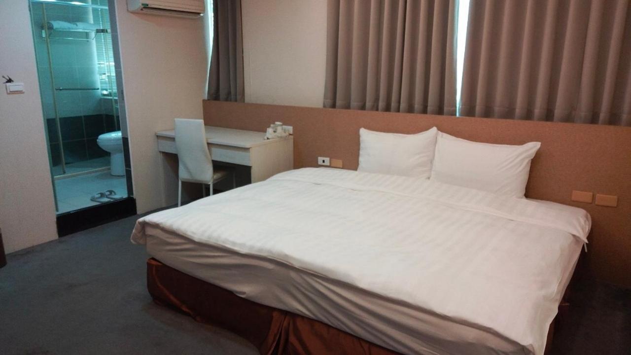 Shun-Yi Business Hotel Jiayi Zewnętrze zdjęcie