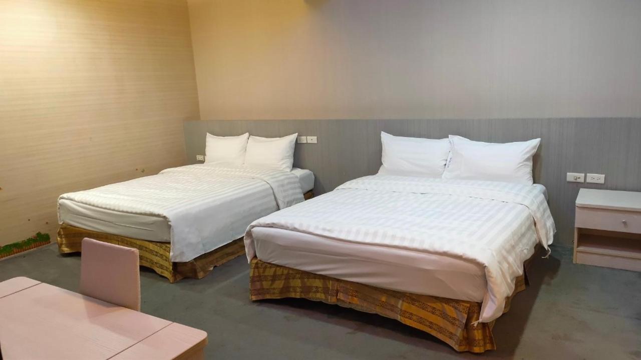 Shun-Yi Business Hotel Jiayi Zewnętrze zdjęcie