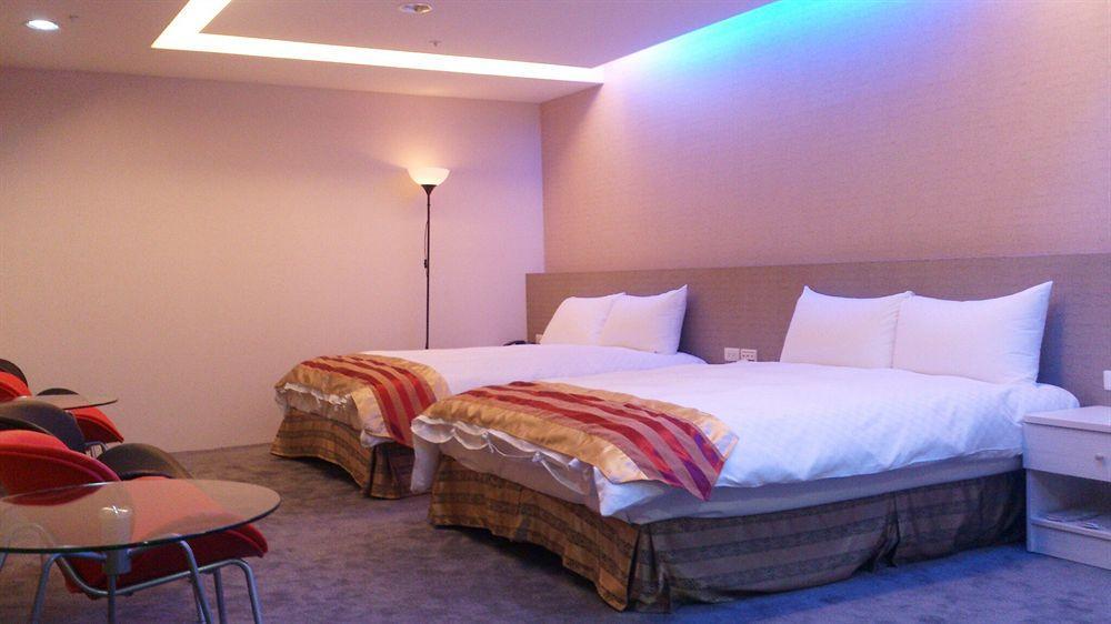 Shun-Yi Business Hotel Jiayi Zewnętrze zdjęcie